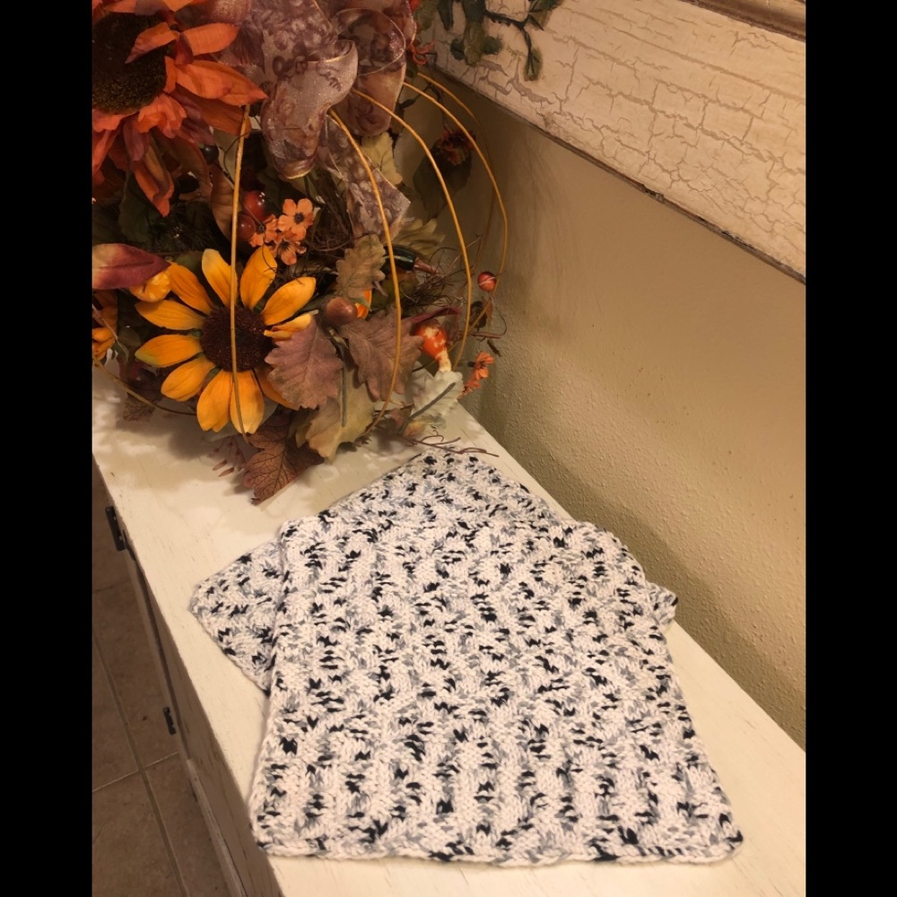 HAND MADE Knitted dish clothes / hot pad